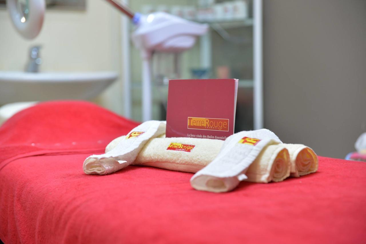 Le Grand Hotel Diego Antsiranana Luaran gambar