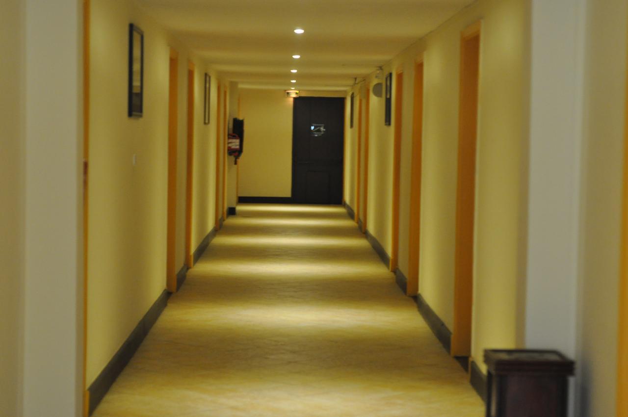 Le Grand Hotel Diego Antsiranana Luaran gambar