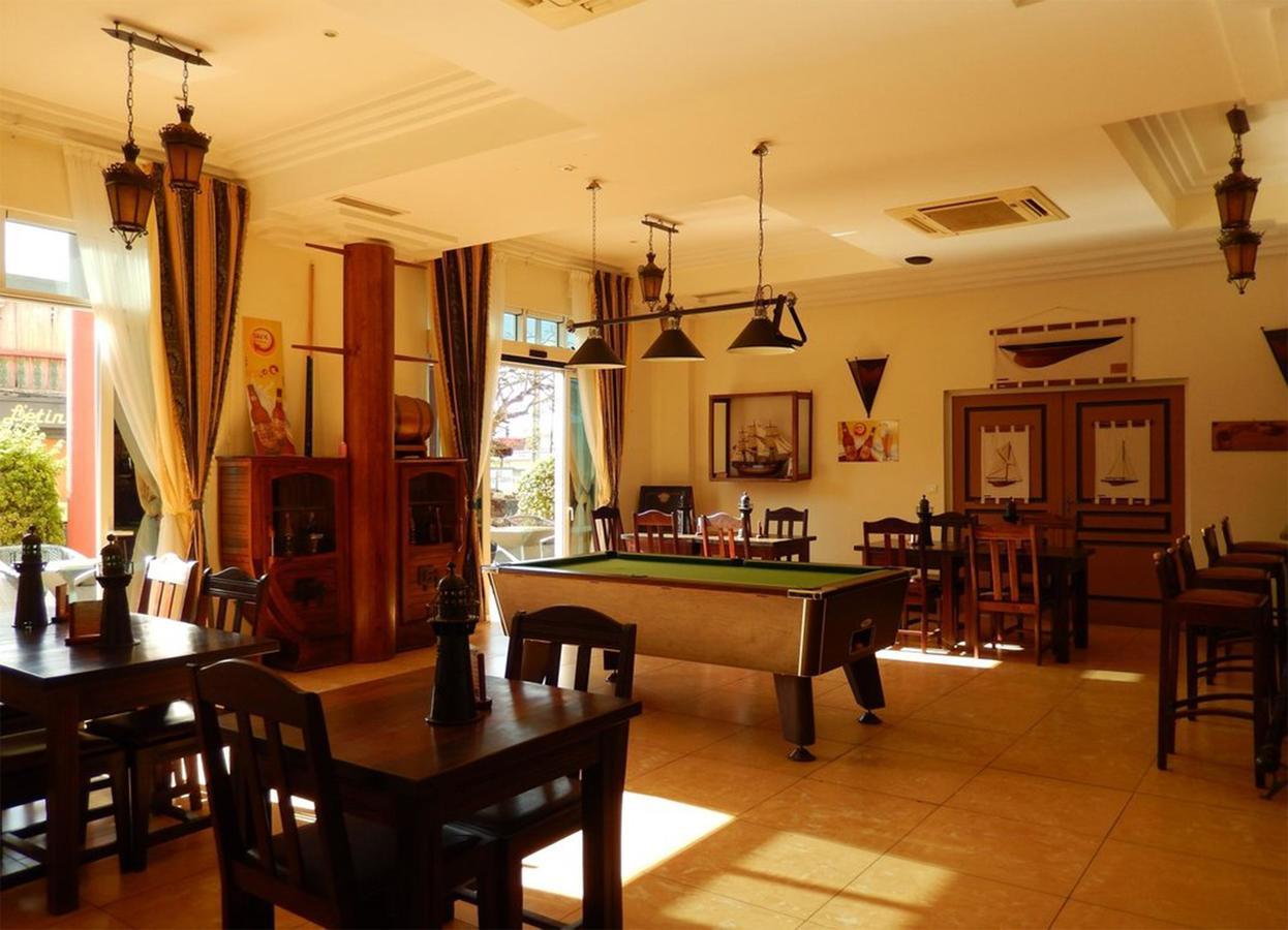 Le Grand Hotel Diego Antsiranana Luaran gambar