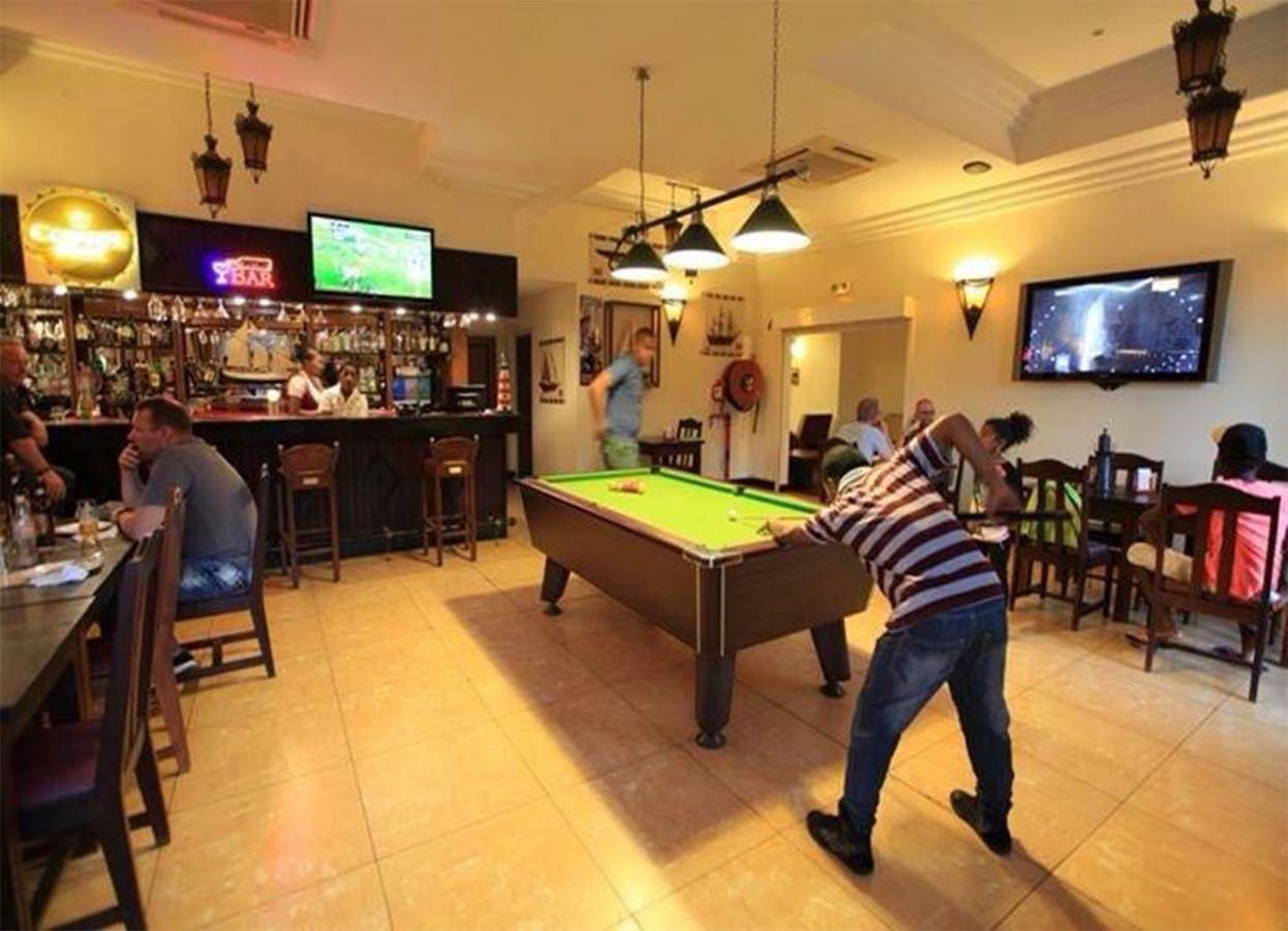 Le Grand Hotel Diego Antsiranana Luaran gambar