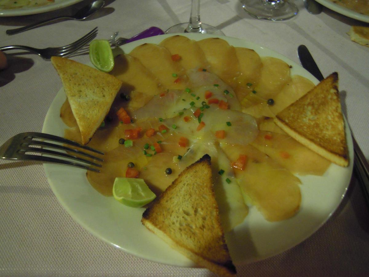 Le Grand Hotel Diego Antsiranana Luaran gambar