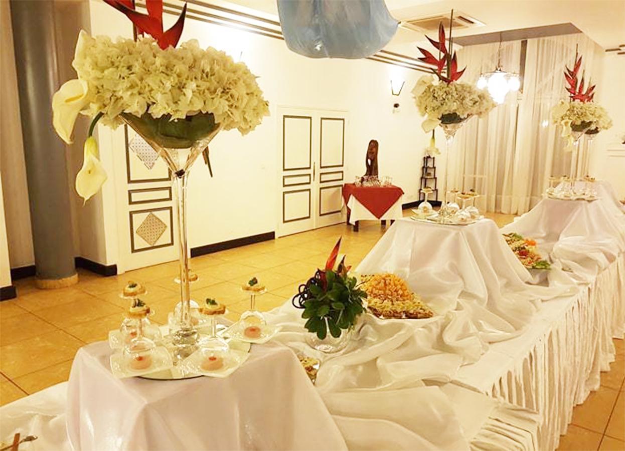 Le Grand Hotel Diego Antsiranana Luaran gambar